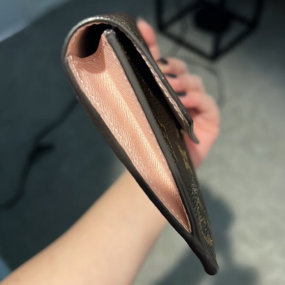 ❌❌SOLD❌❌Louis Vuitton Jeanne Wallet - Picture 3 of 16